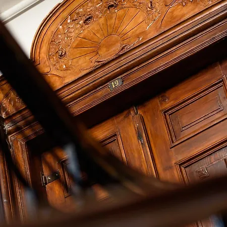 Constitution Square * Varsóvia