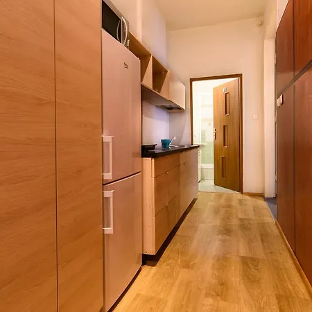 Constitution Square Hostel