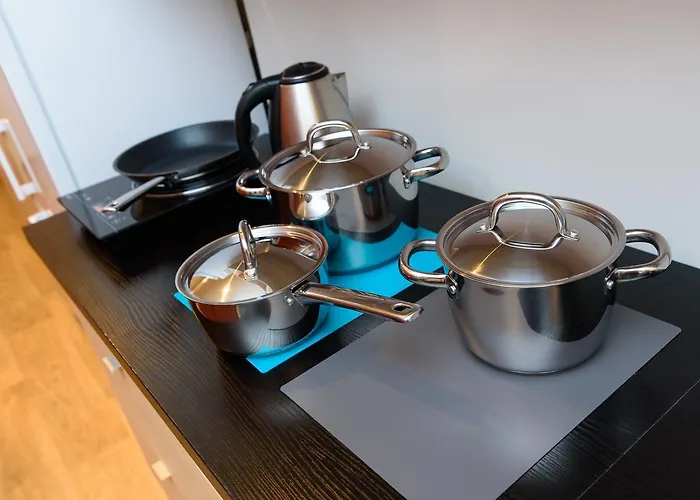 Constitution Square Hostel *