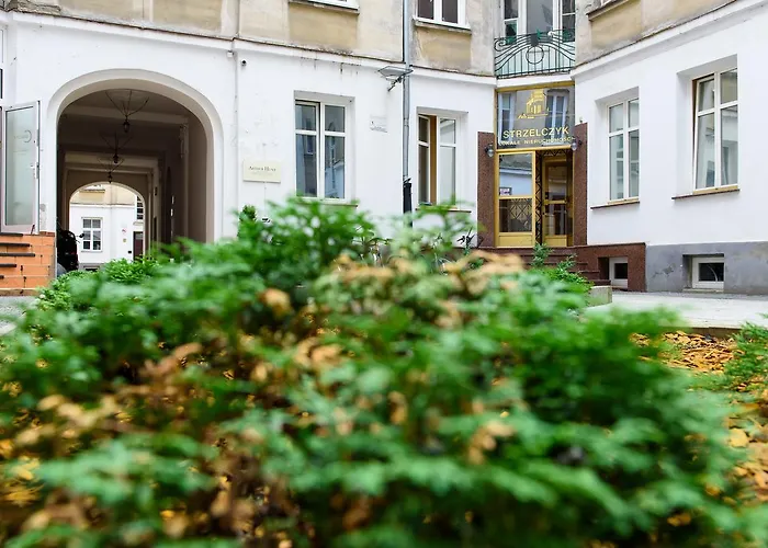 Hostel Constitution Square *