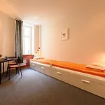 Constitution Square Hostel *
